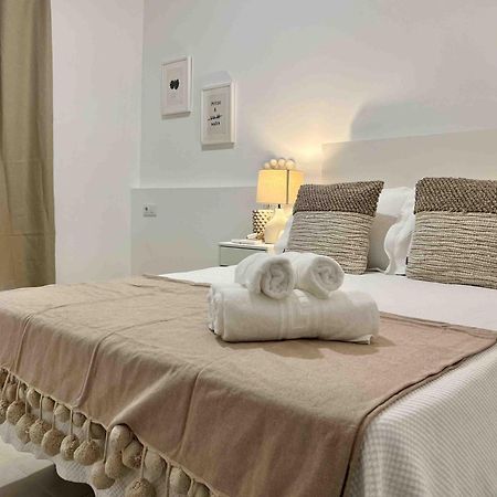 Apartamentos La Tahona カディス エクステリア 写真