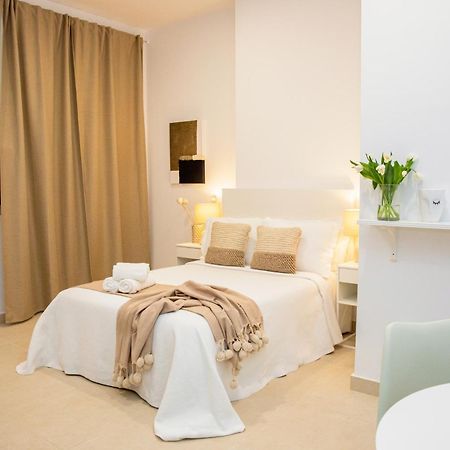 Apartamentos La Tahona カディス エクステリア 写真
