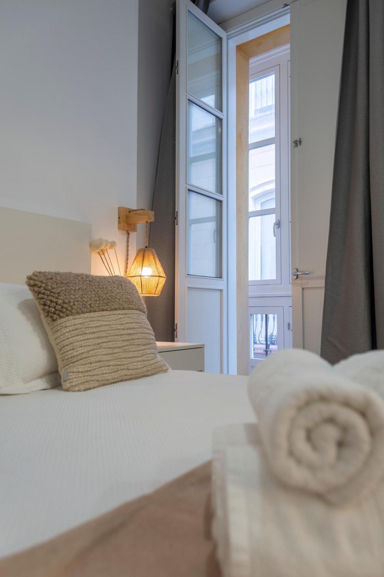 Apartamentos La Tahona カディス エクステリア 写真