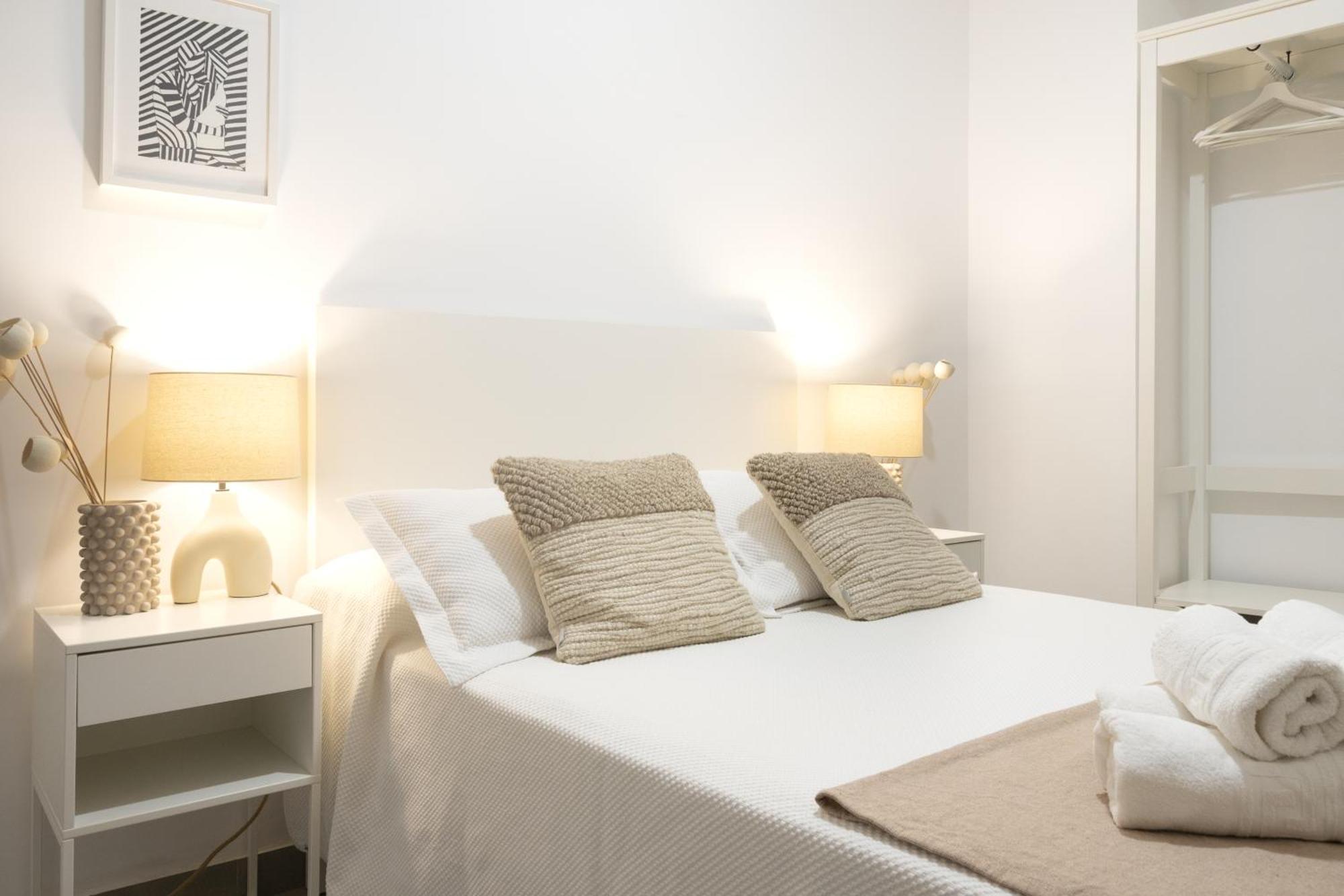 Apartamentos La Tahona カディス エクステリア 写真