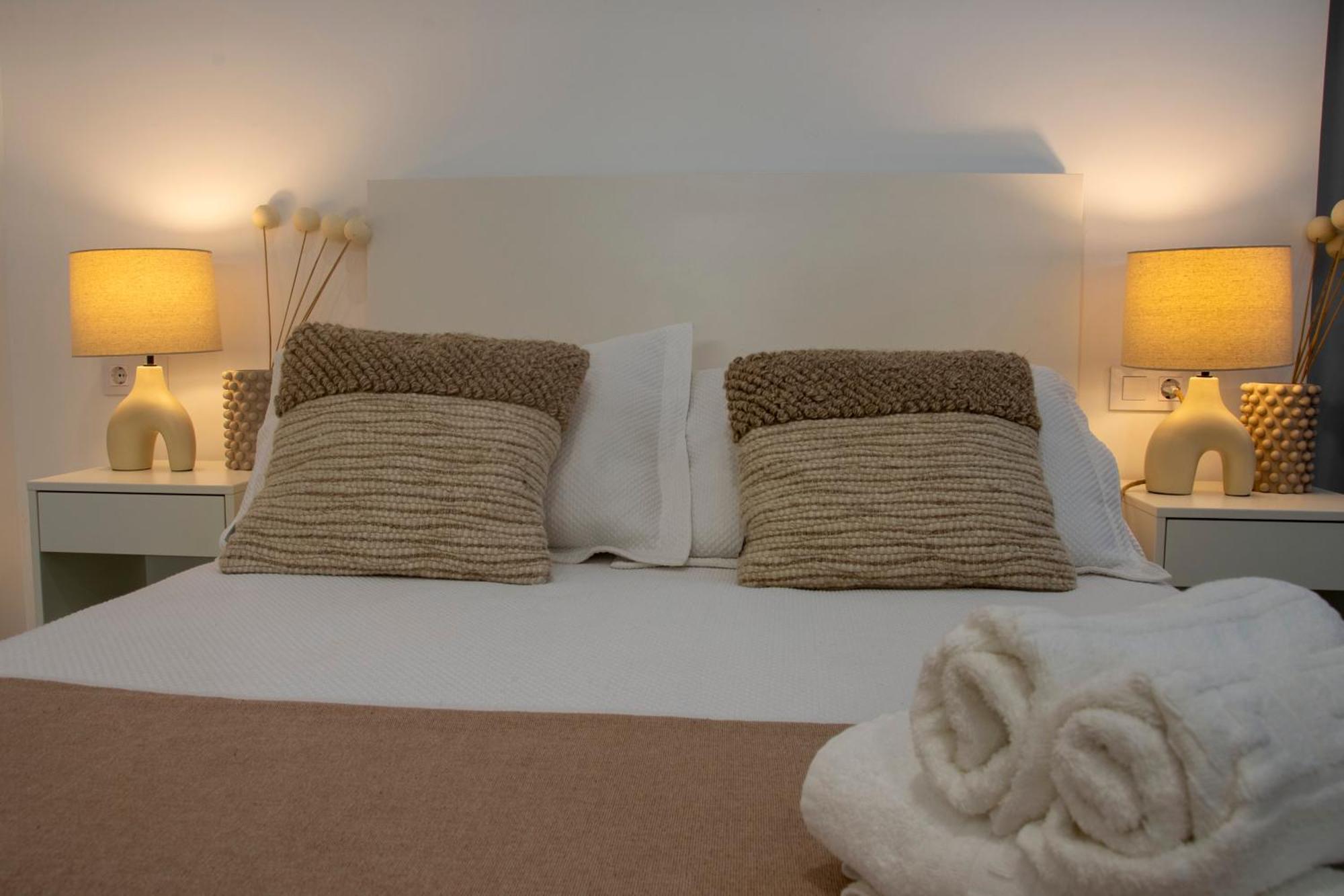 Apartamentos La Tahona カディス エクステリア 写真