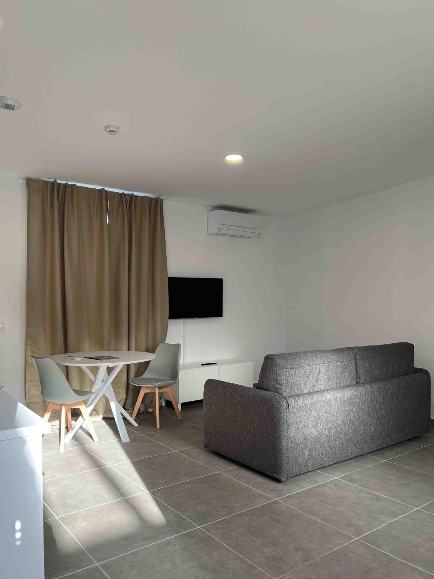 Apartamentos La Tahona カディス エクステリア 写真