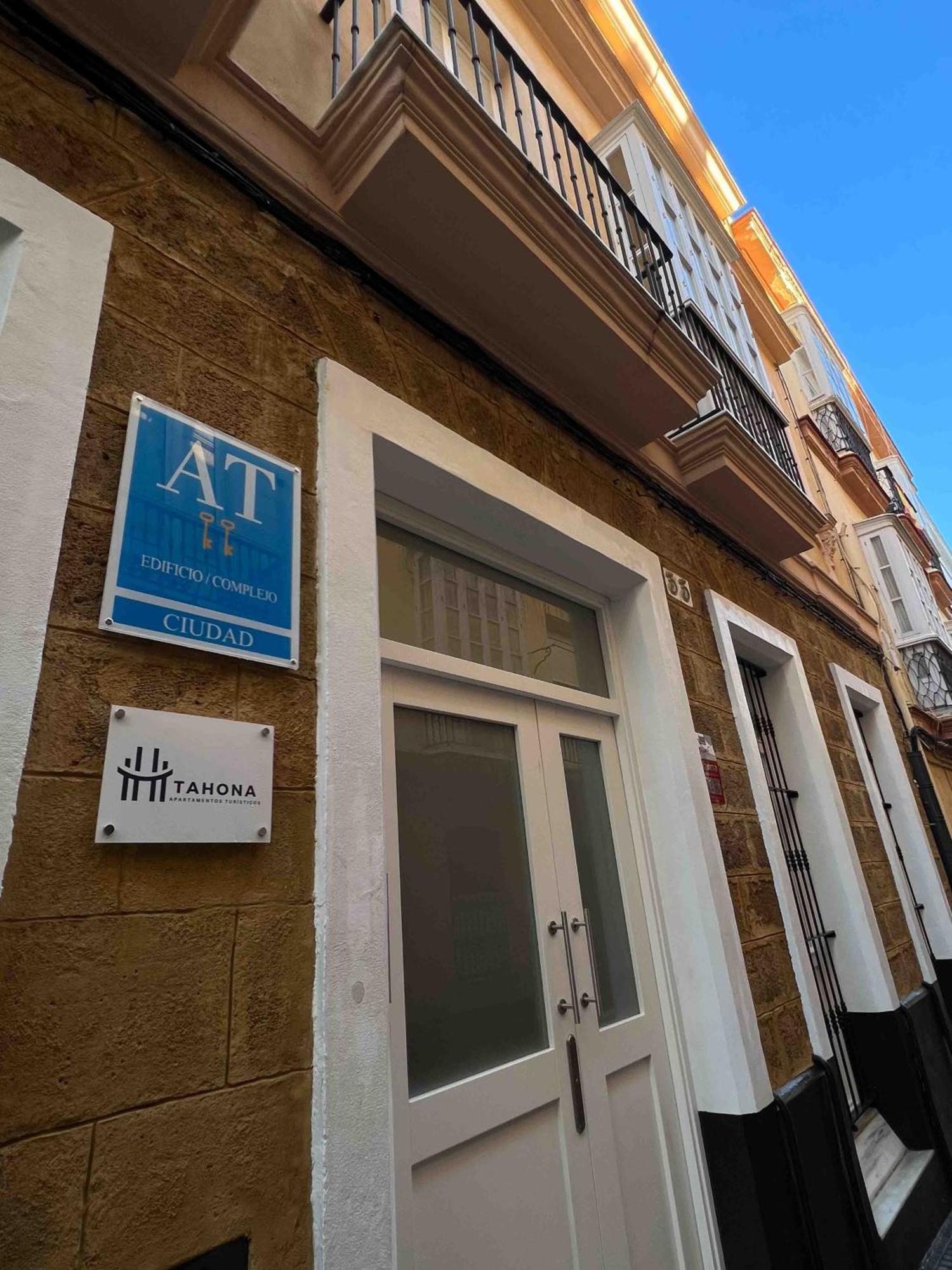 Apartamentos La Tahona カディス エクステリア 写真