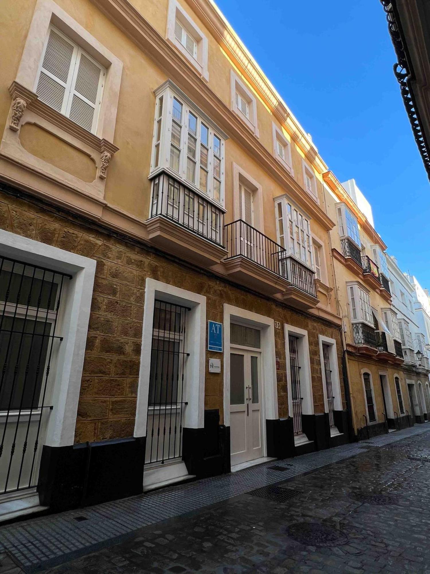 Apartamentos La Tahona カディス エクステリア 写真